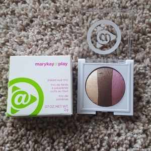Mary Kay baked eye trio eye shadow
